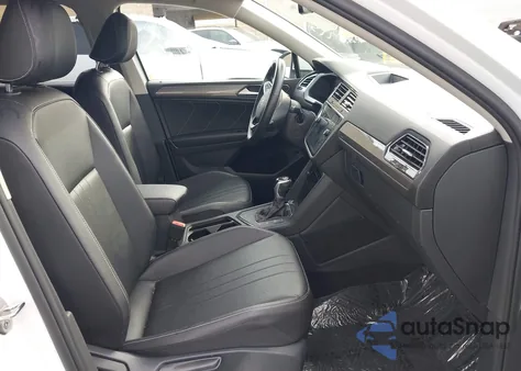 2022 Volkswagen Tiguan 2.0T Se z USA, uszkodzony, nr VIN 3VV3B7AX2NM020185